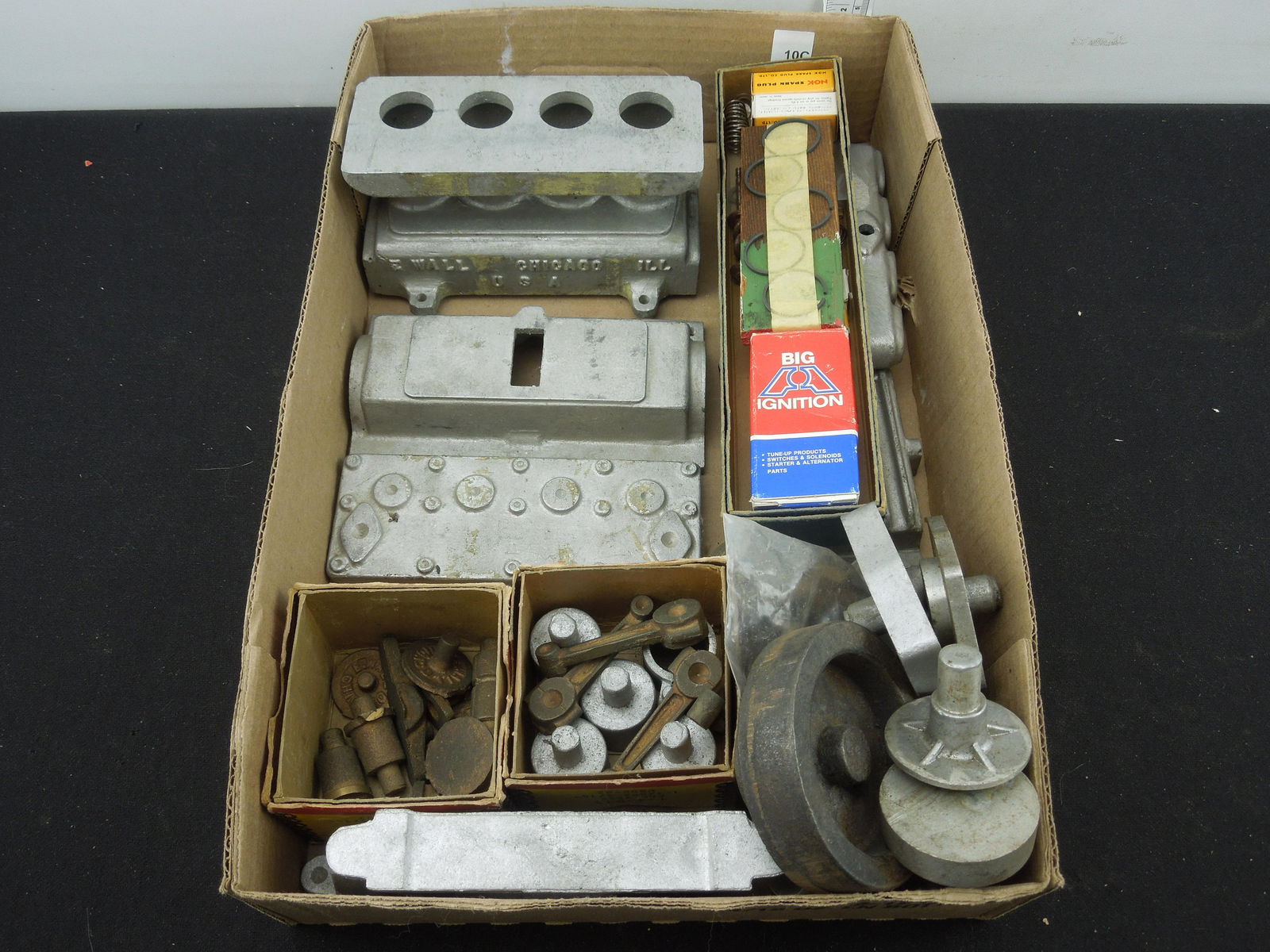 E. Wall Chicago Model 4 Cylinder Engine Kit, Not Complete (1 of 6)