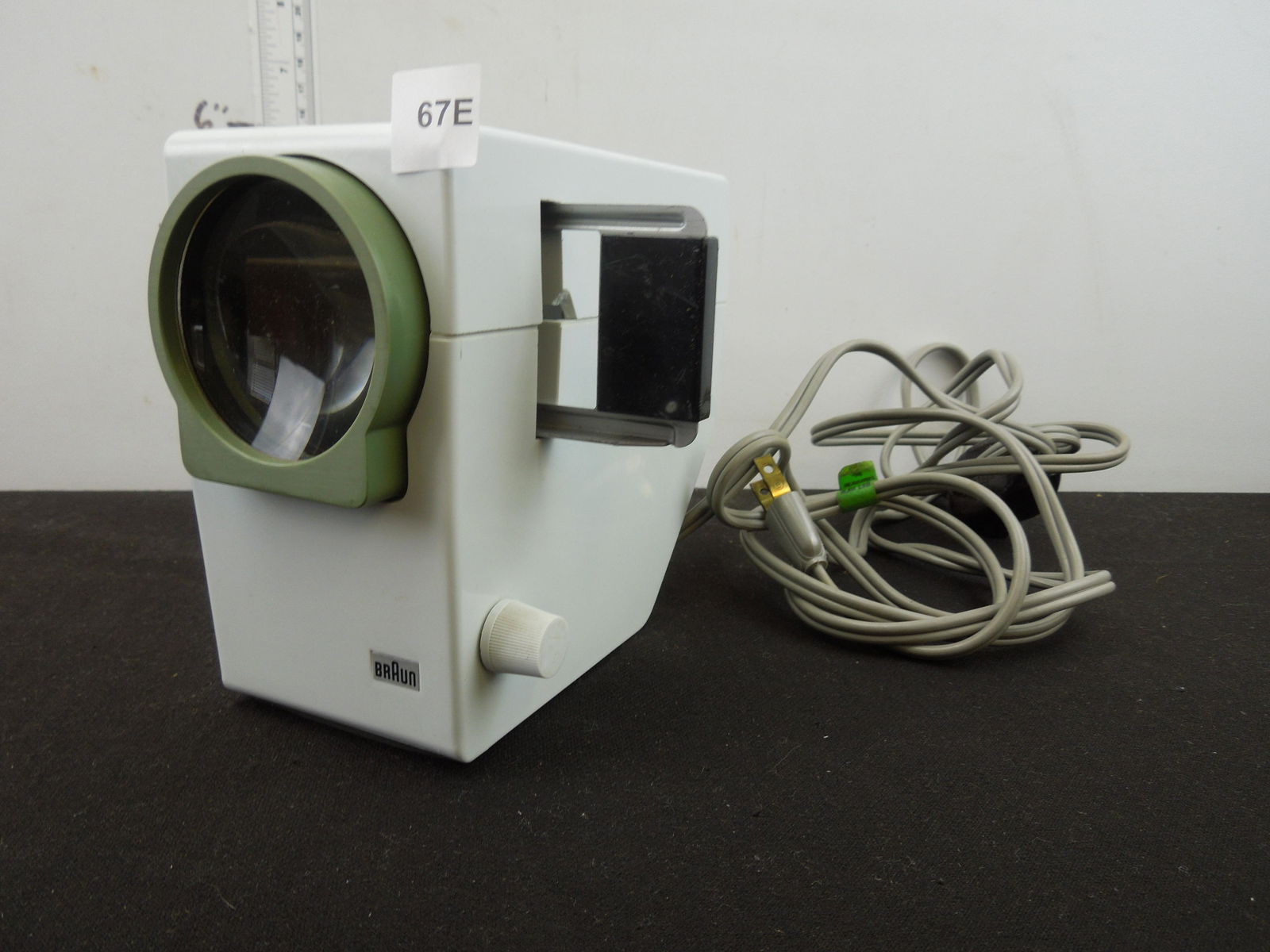 Braun 2 x2 Projector Viewer (1 of 4)