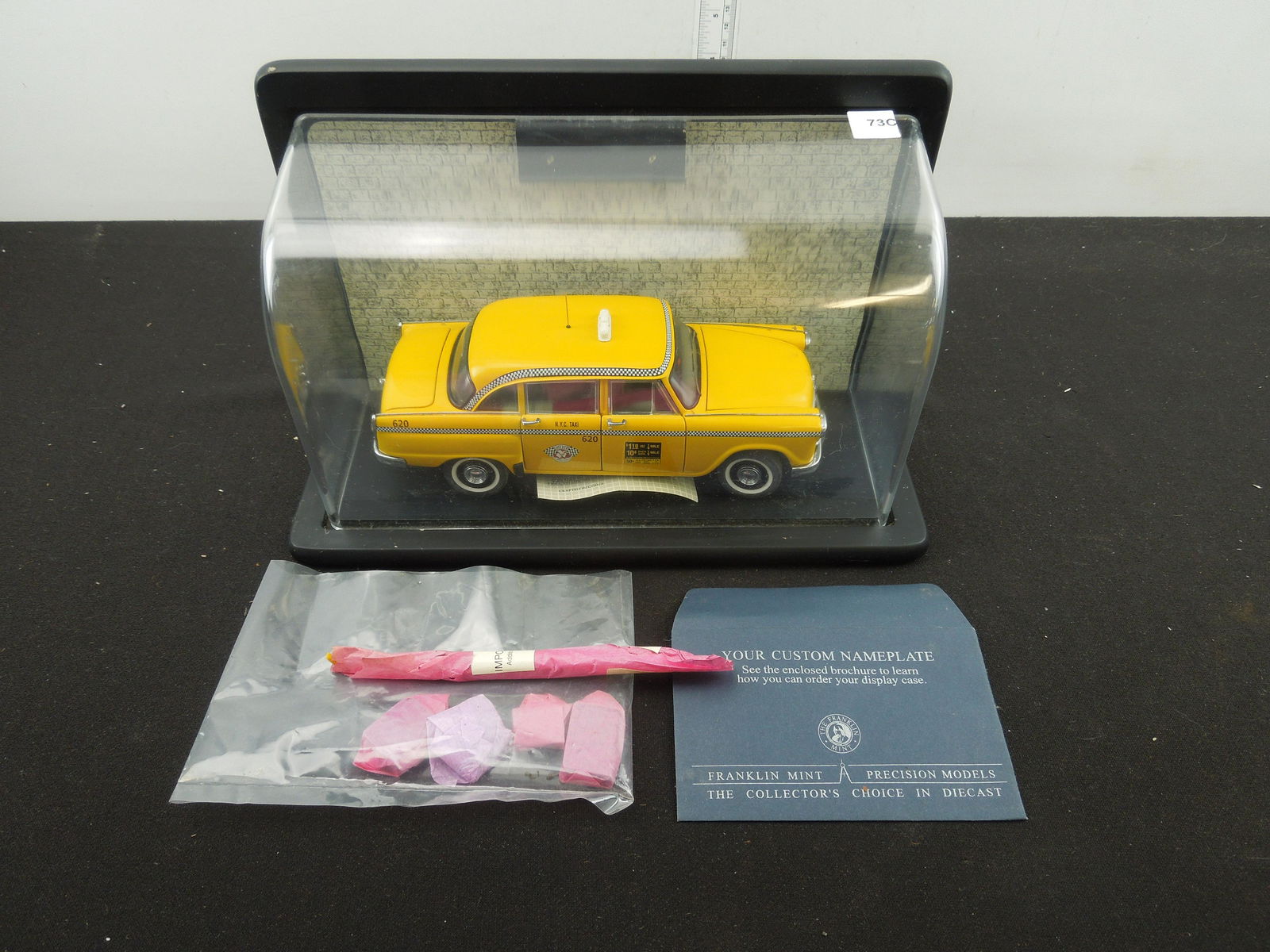 Franklin Mint Diecast Checker Cab with Accessories in Display Case (1 of 3)