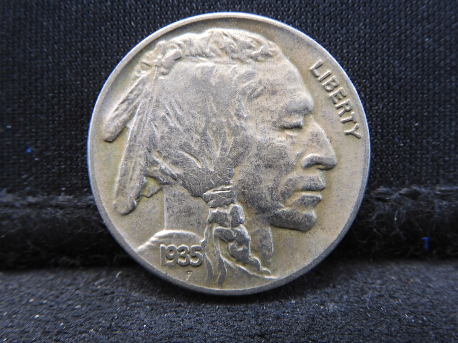 1935 Buffalo Head Nickel - Full Horn! (1 of 2)