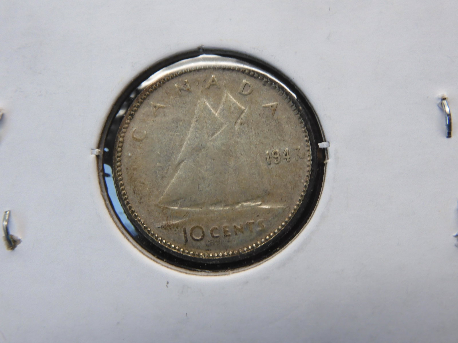 1947 10C GVI Silver Maple Leaf F Canadian Coin: 1947 10C GVI Silver Maple Leaf F Canadian Coin