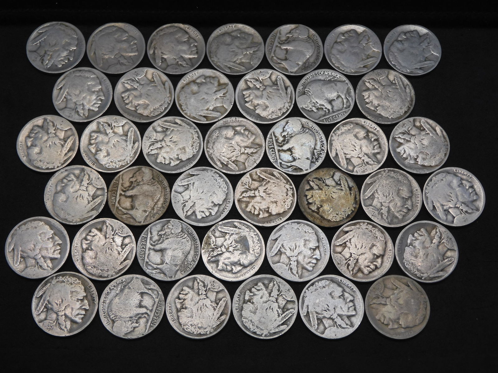 (40) Part Date Buffalo Nickels. (1 of 4)