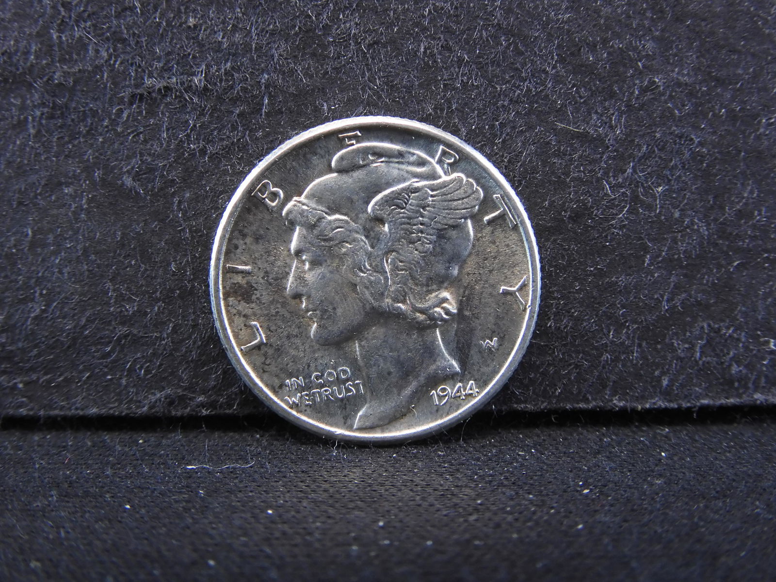 1944 Mercury 10c. AU/BU (1 of 2)