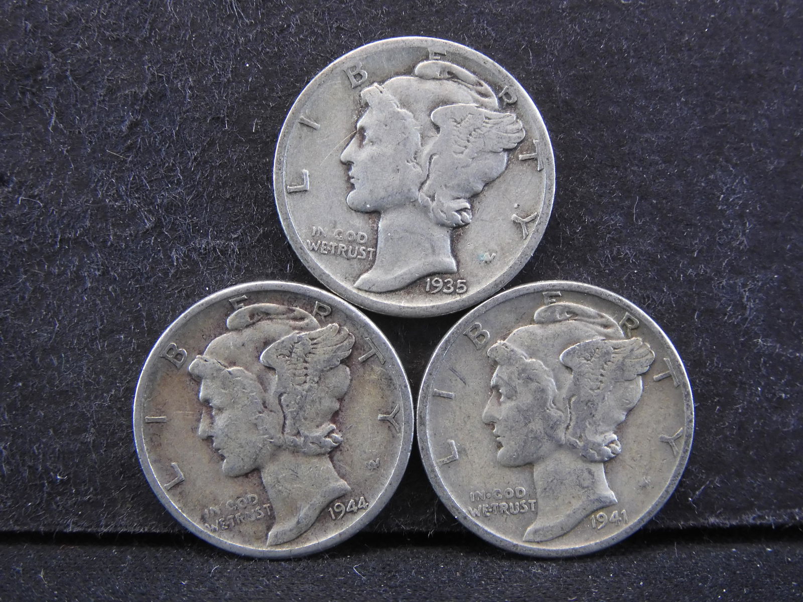 (3) MERCURY DIMES (1935/1941/1944) SILVER/90%, WAR ERA'S (1 of 2)