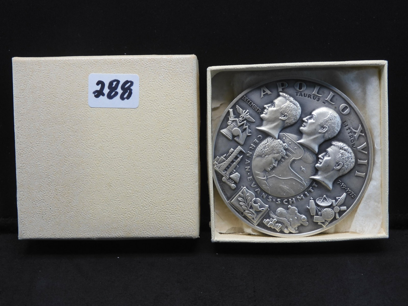 .999 Silver Medal - Apollo XVII - Cernan, Evans, Schmitt - Beautiful Details!: .999 Silver Medal - Apollo XVII - Cernan, Evans, Schmitt - Beautiful Details!