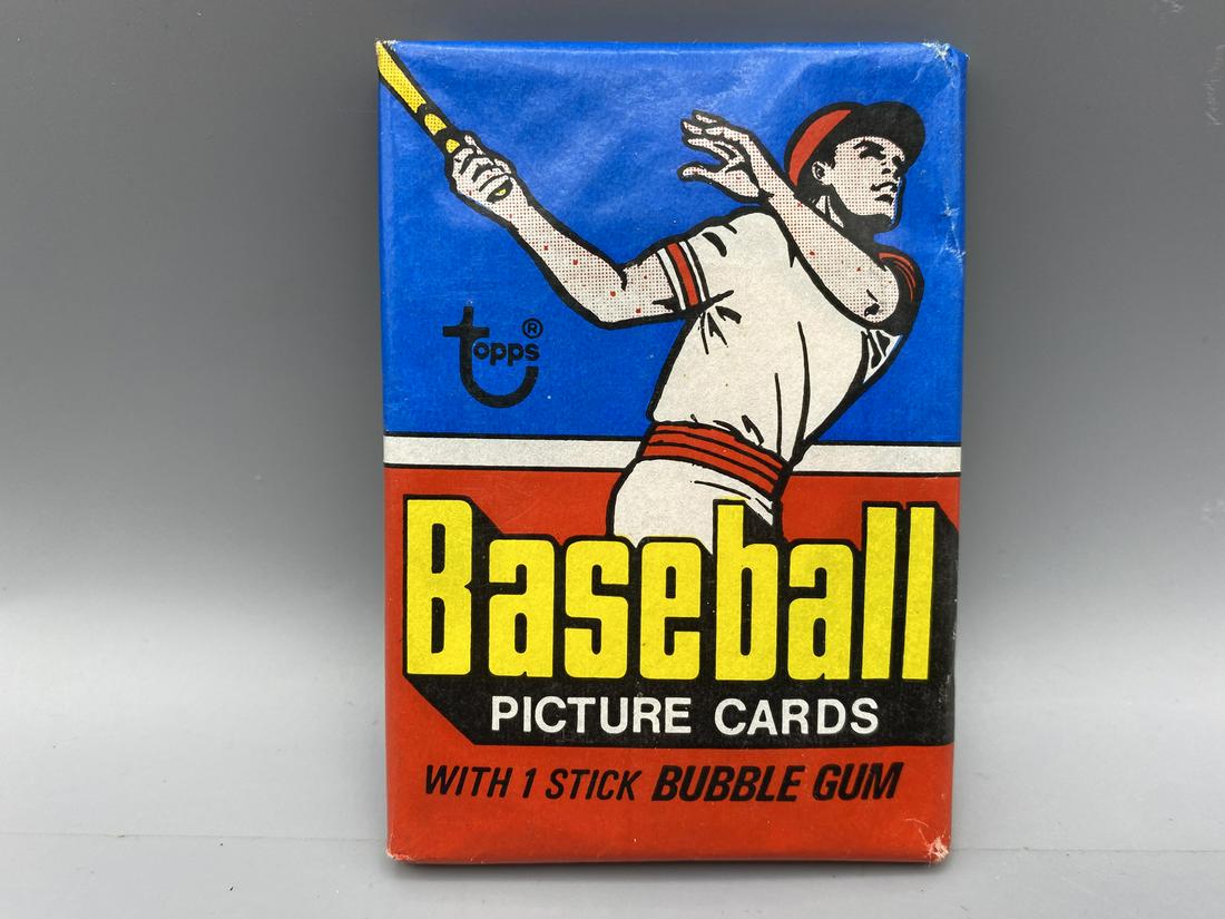 1977 Topps Baseball Sealed Wax Pack - Possible Andre Dawson RC (1 of 2)