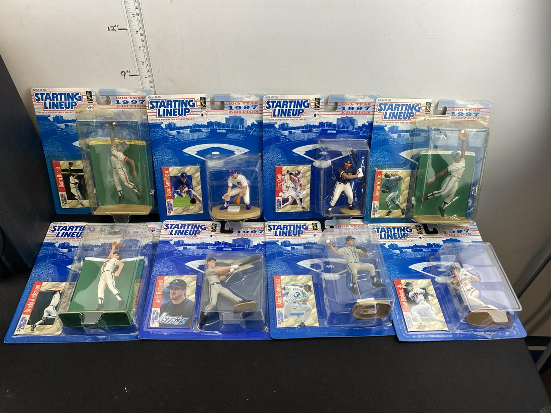 Lot of (8) 1997 Starting Lineup - Barry Bonds, Ryne Sandberg, Alex Rodriguez, Cal Ripken Jr. (1 of 2)