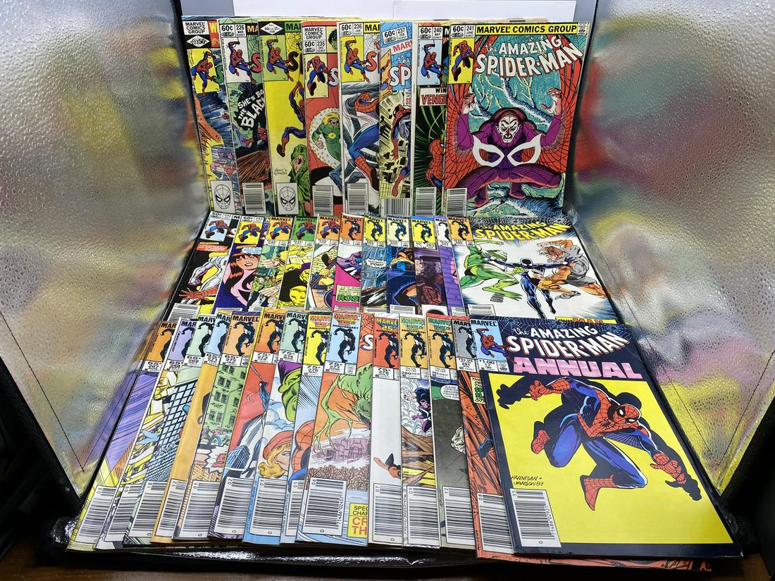 Amazing Spider-Man Lot of 33 - Varying Conditions (1 of 5)