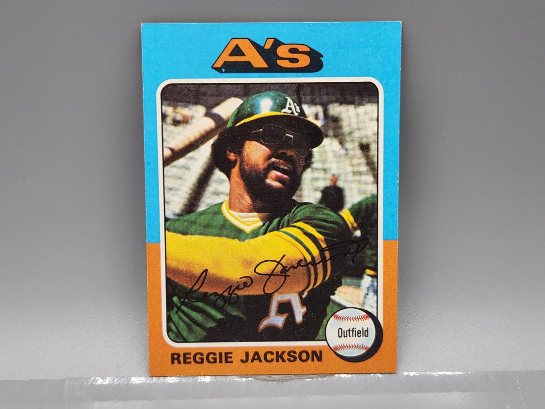 1975 Topps Reggie Jackson #300 HOF (1 of 2)
