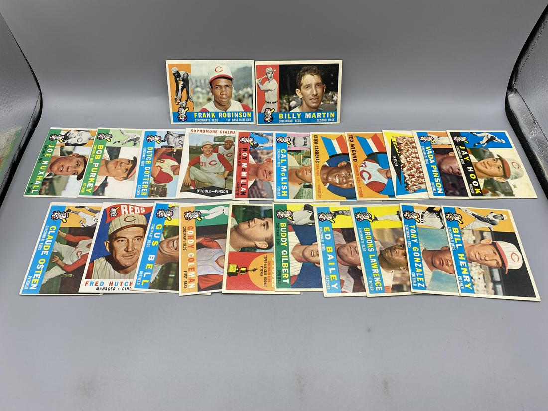 1960 Topps Cincinnati Reds Lot of 23 Cards - Varying Conditions - Frank Robinson, Billy Martin (1 of 8)