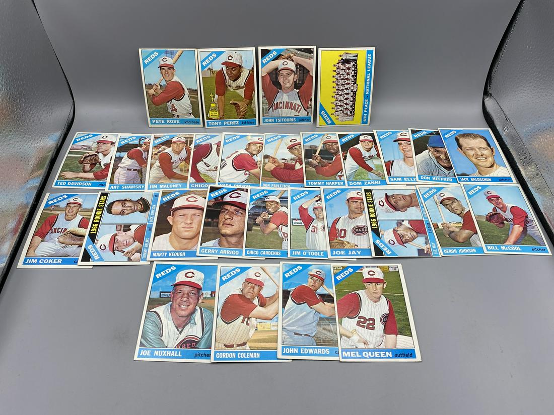 1966 Topps Cincinnati Reds Lot of 29 Cards - Varying Conditions - Pete Rose, Tony Perez, Lee May RC (1 of 10)