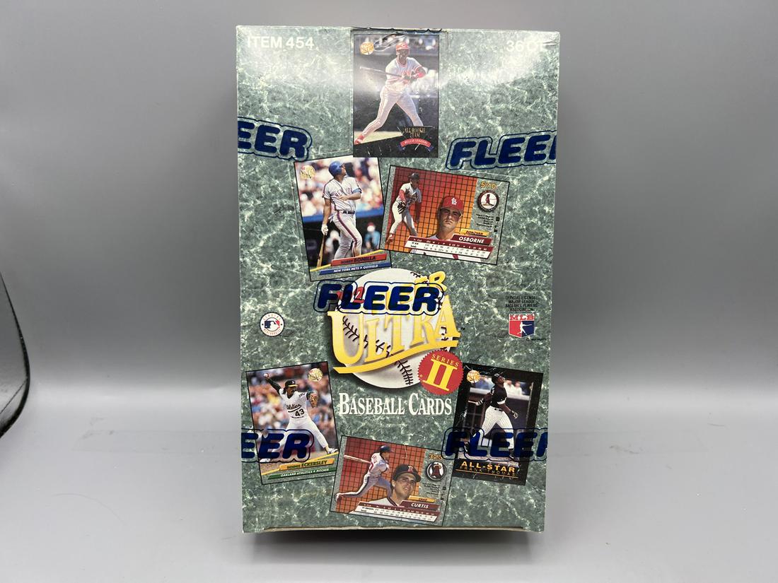 1992 Fleer Ultra Baseball Series 2 Sealed Box (1 of 2)