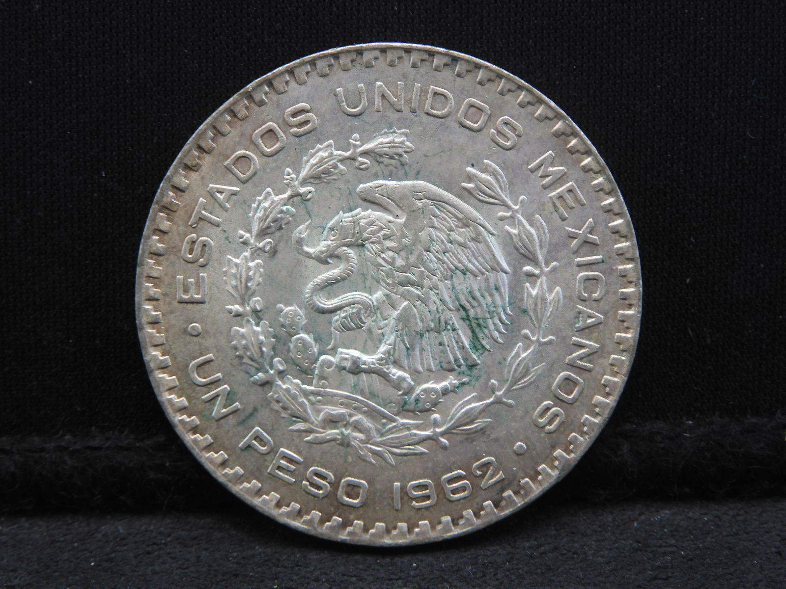1962-Mo Mexico One Peso Silver Coin. (1 of 3)