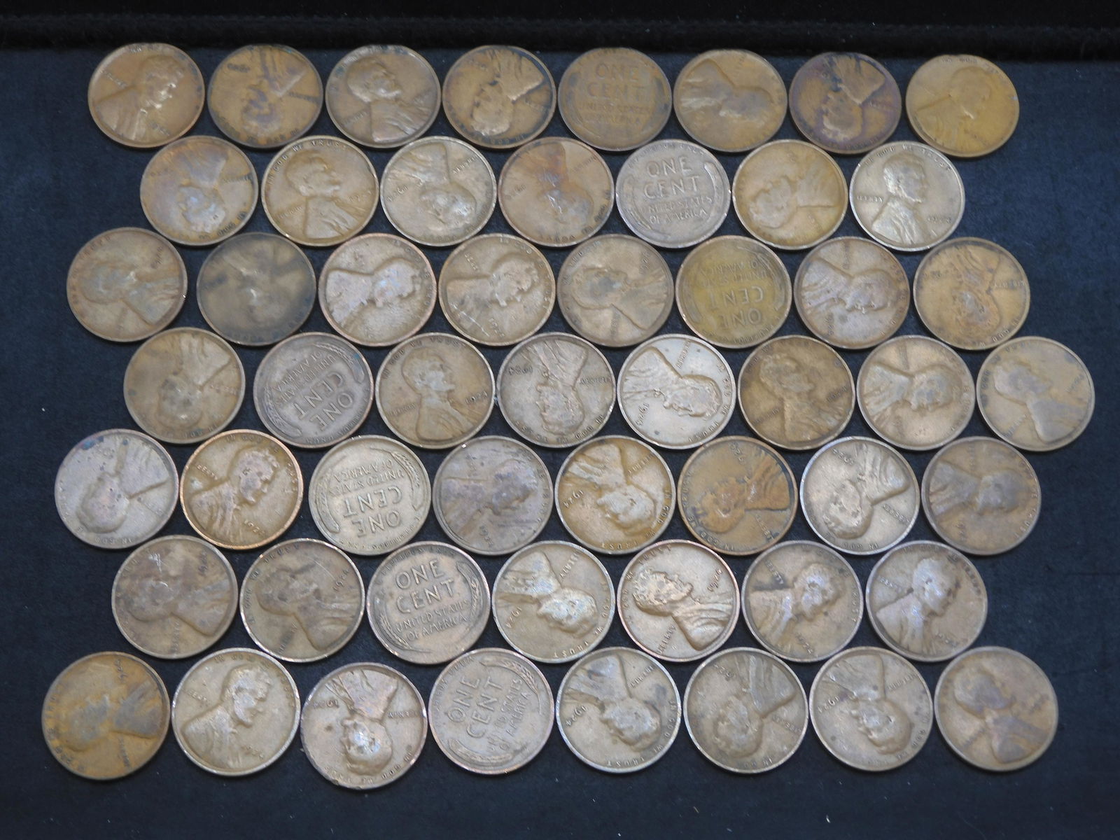 (2) Lincoln Wheat Cents Rolls:  1924 and 1925.  Circulated. (1 of 7)