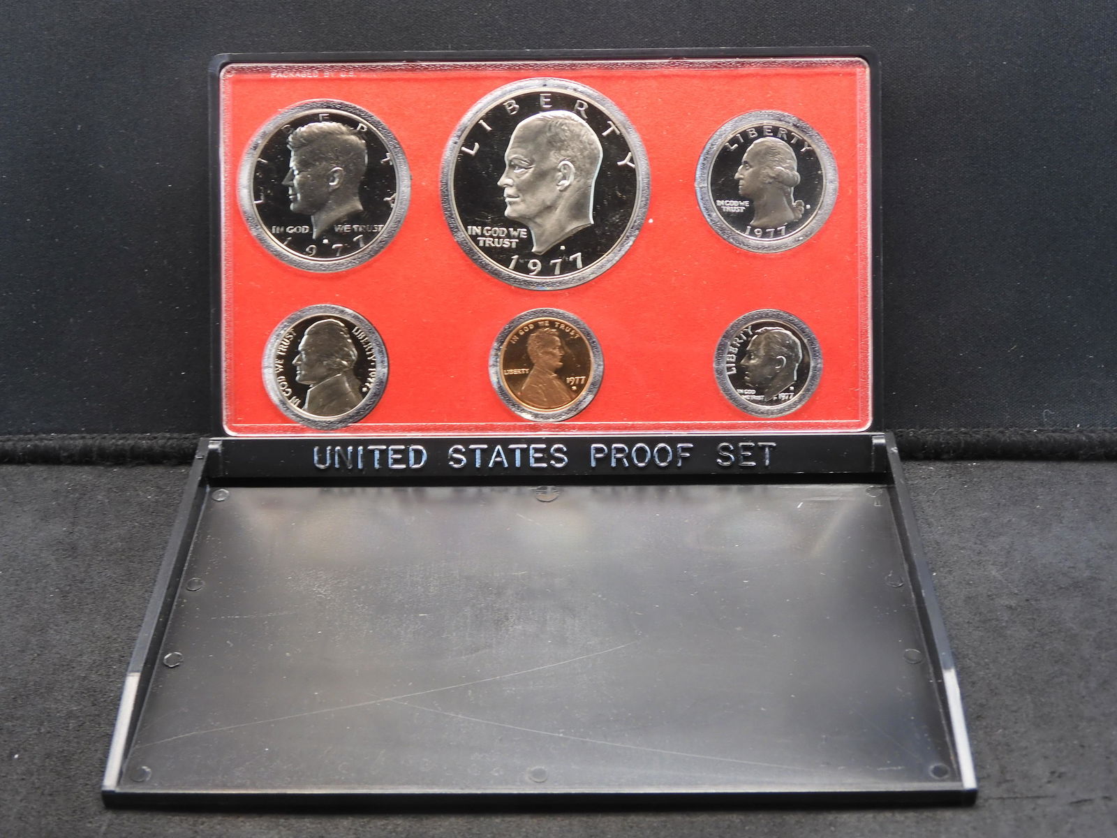 (6) Coin 1977-S US Proof Set.  GEM in original box. (1 of 3)