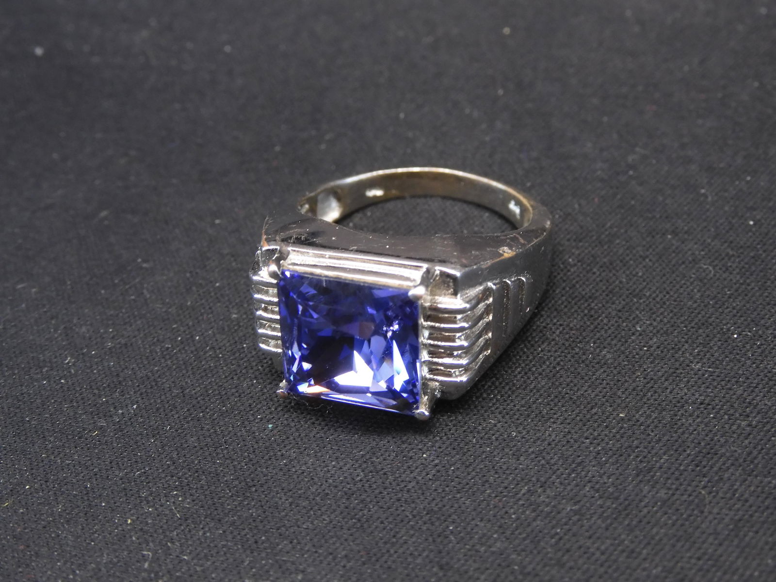 Sterling Silver Purple Stone Ring - Size 11.5 - 9.5 Grams (1 of 5)