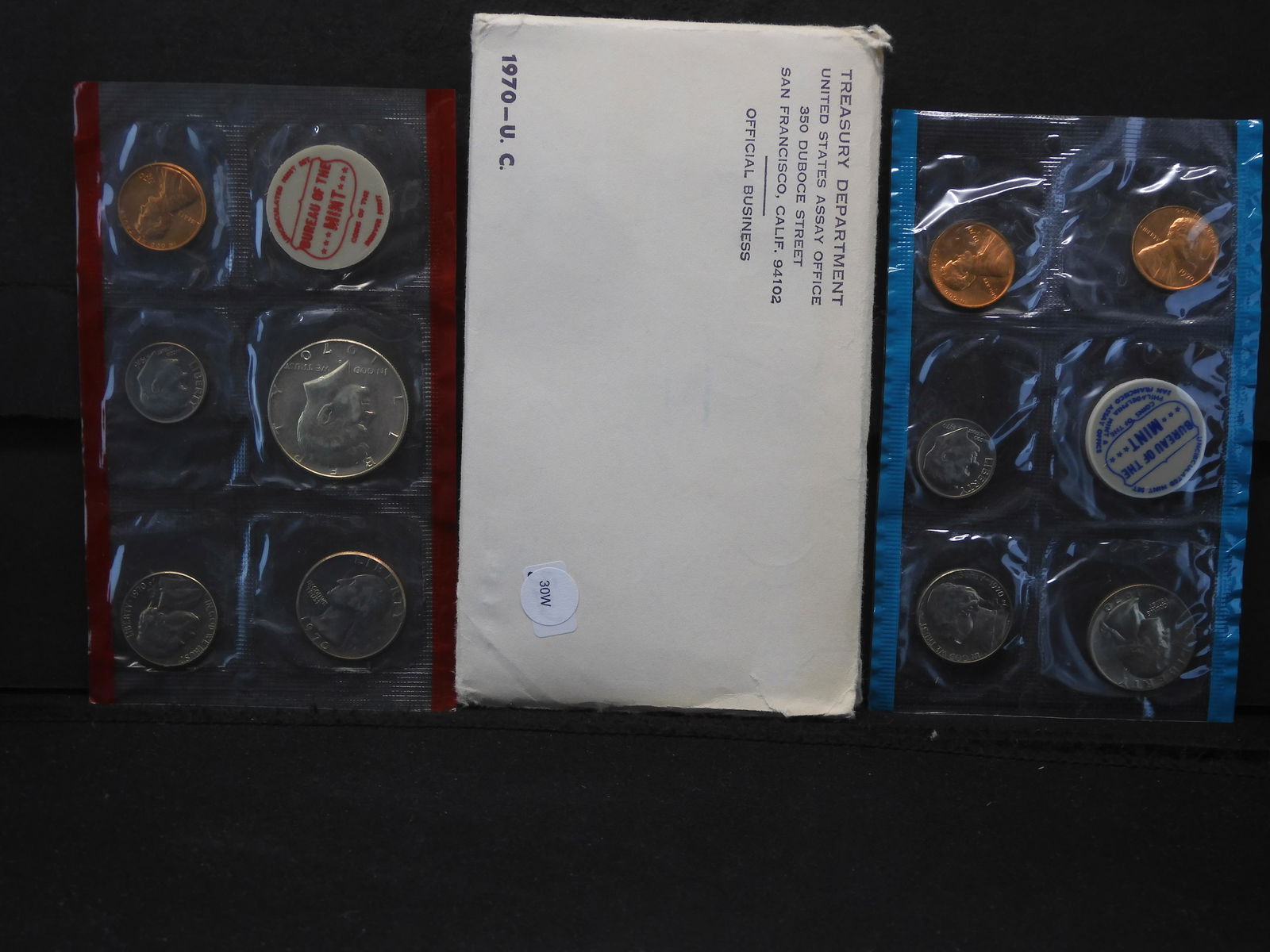 1970 P & D US Mint Unc set One 40% Silver Kennedy Half Dollar (1 of 5)