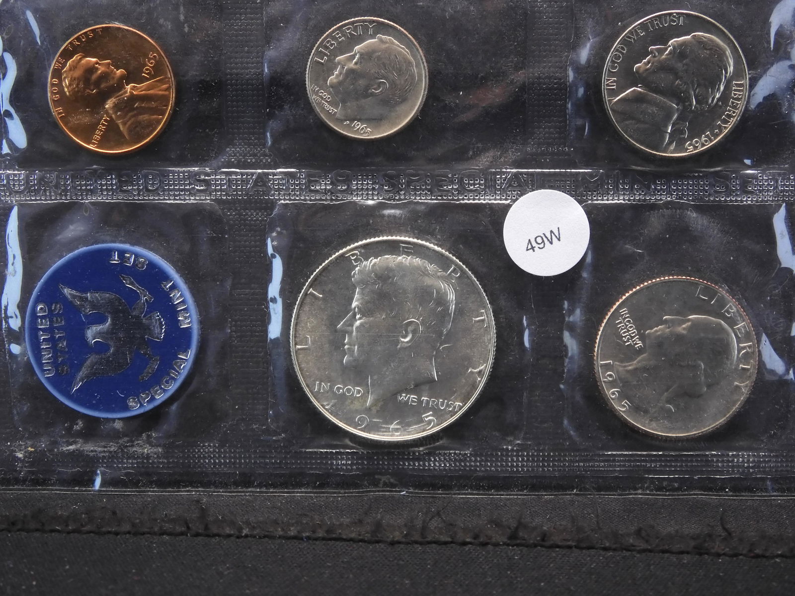 1965 US Special Mint Set P Only Set w/40% Silver Kennedy Half Dollar in the Flat Pack (1 of 2)