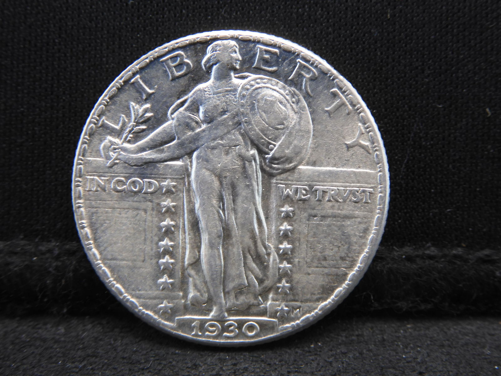 1930 Type 2 Standing Liberty Quarter - Great Detail (1 of 2)