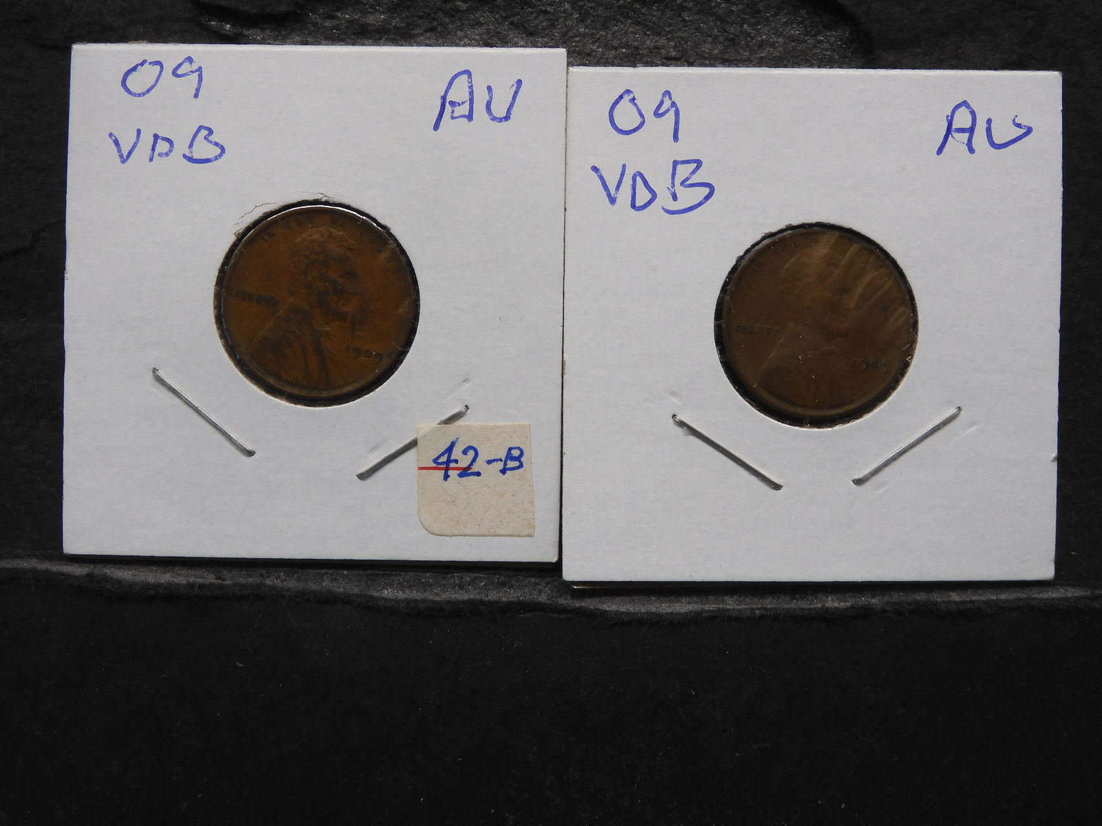 (2) 1909 VDB Lincoln Cents, AU (1 of 3)