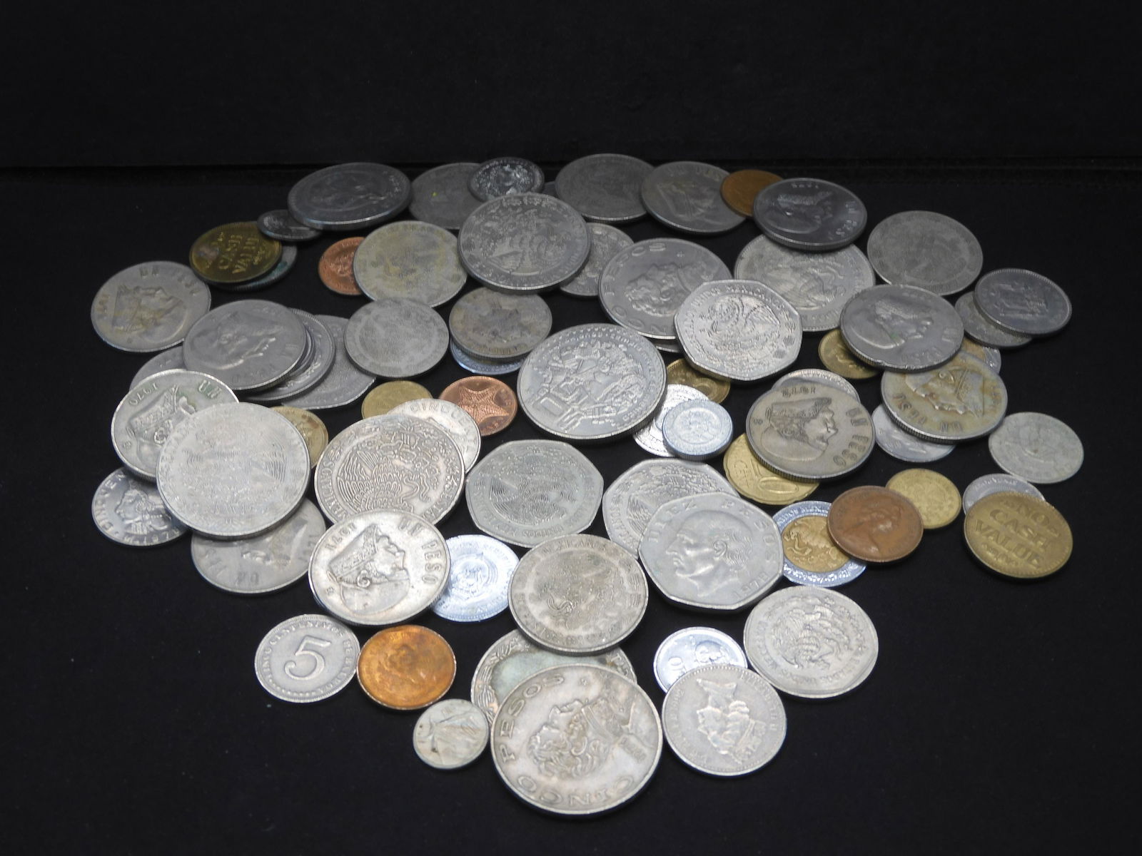 1 1/2 LBS. FOREIGN COINS (1 of 5)