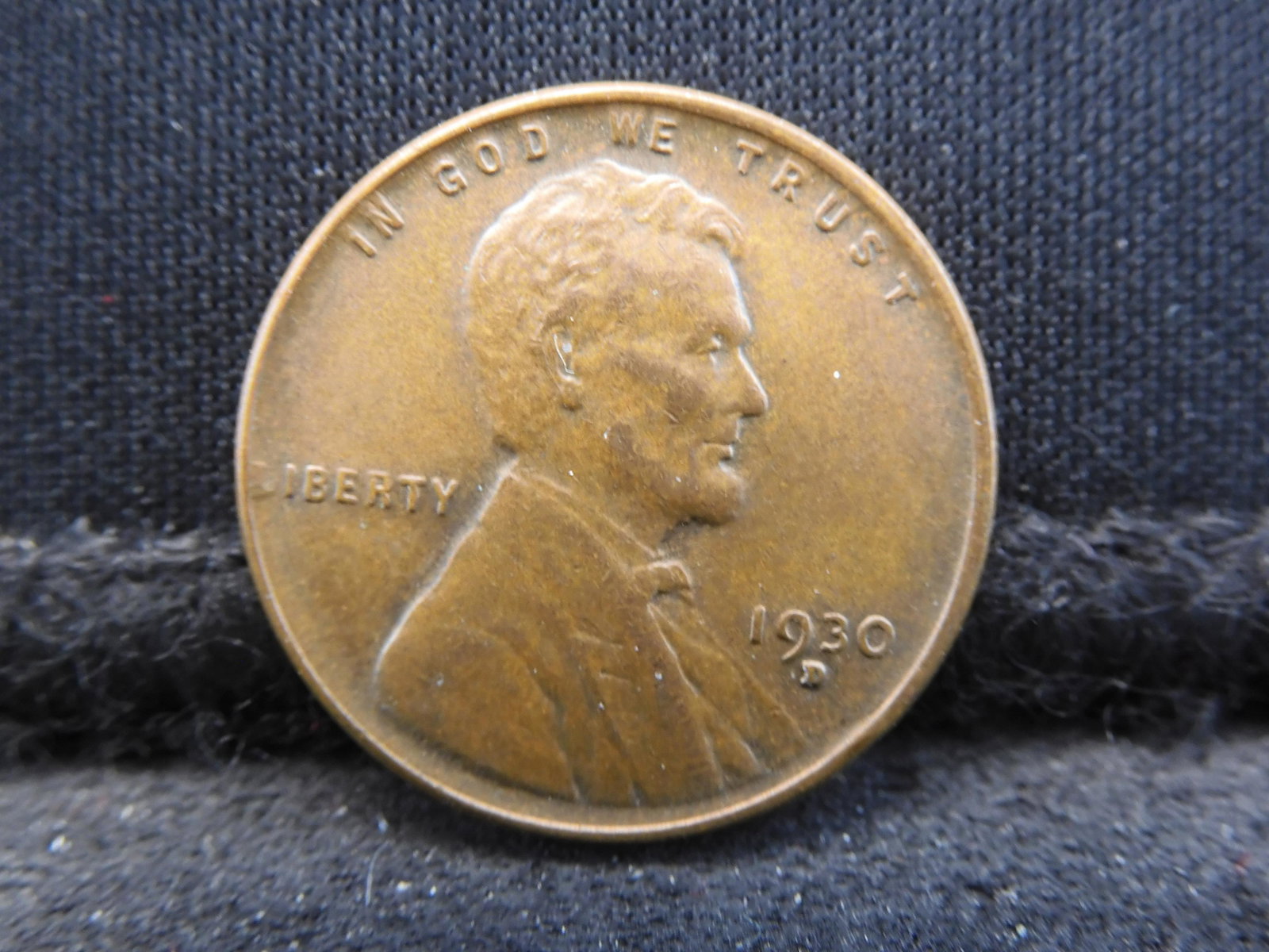 1930-D Lincoln Cent.  Uncirculated. (1 of 3)