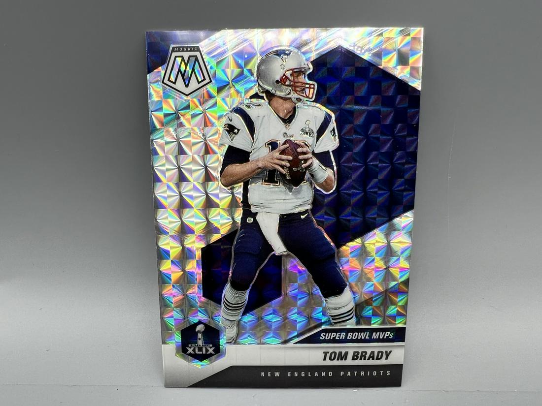 2021 Panini Mosaic Tom Brady #283 Silver Mosaic Prizm Refractor (1 of 2)