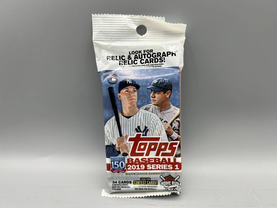 2019 Topps Series 1 Baseball Value Pack - Possible Kyle Tucker RC's (1 of 2)