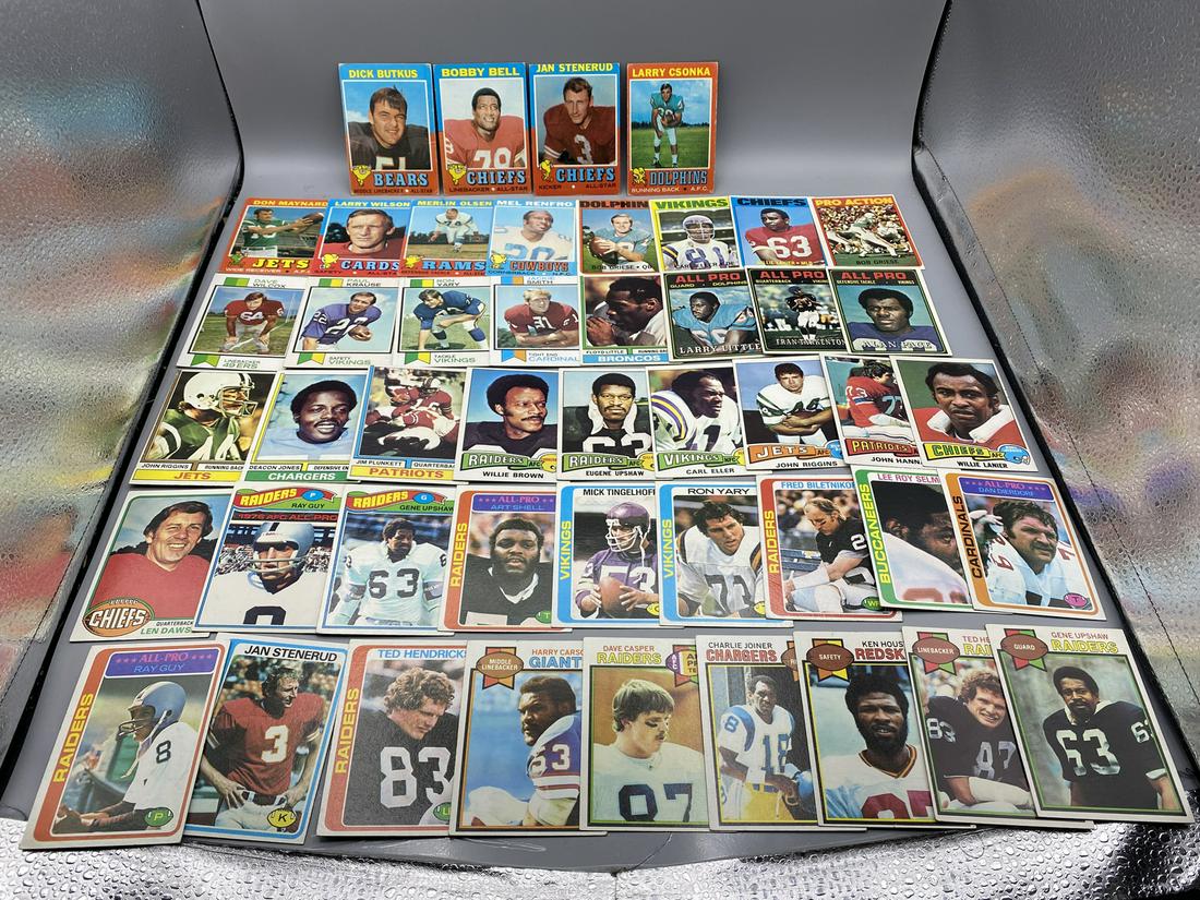 Lot of Assorted Vintage Football Cards W/ Many Years & Many Stars - Dick Butkus, Don Maynard, Larry: Lot of Assorted Vintage Football Cards W/ Many Years & Many Stars - Dick Butkus, Don Maynard, Larry Csonka - Varying Conditions