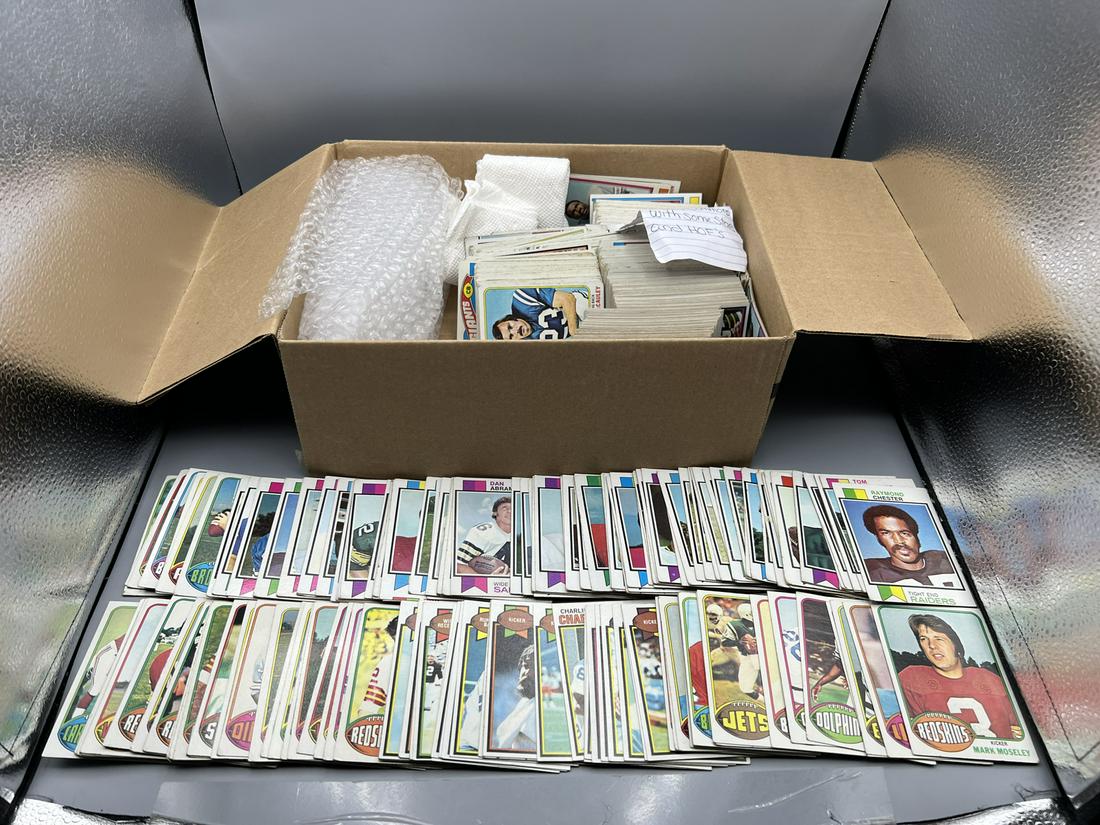 Box of 620+ Vintage 1970's Football Cards W/ Some Stars & HOF Players - Varying Conditions (1 of 4)