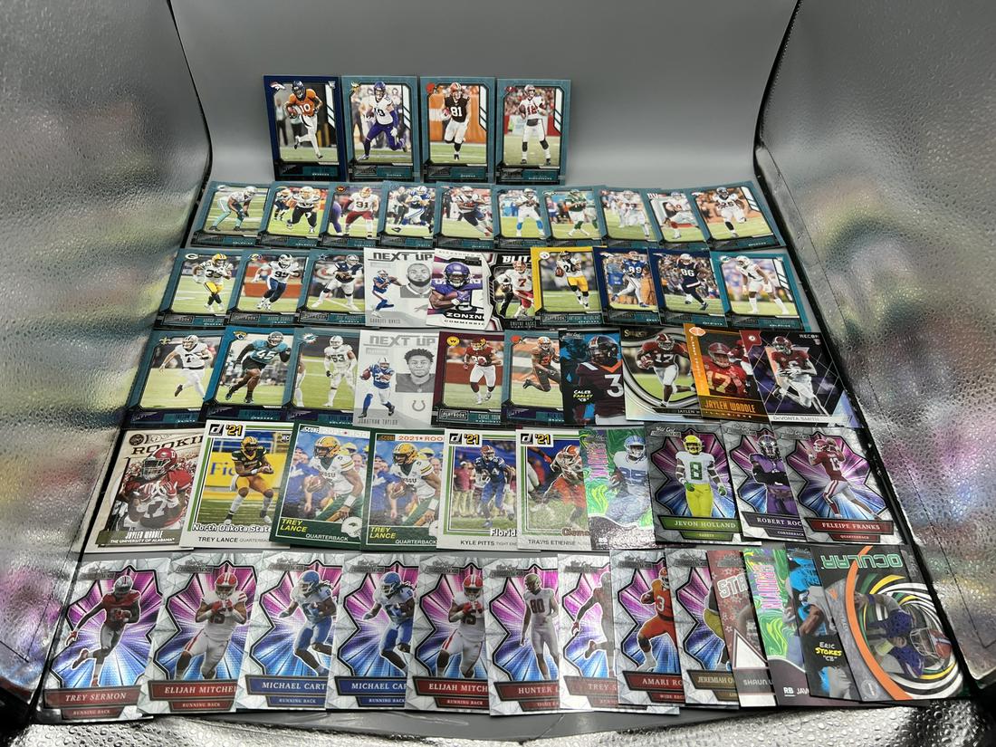 Lot of (55) Assorted Modern Football Cards W/ Some Stars & Rookies - Trey Lance RC's, Tom Brady,: Lot of (55) Assorted Modern Football Cards W/ Some Stars & Rookies - Trey Lance RC's, Tom Brady, Jerry Jeudy Purple RC