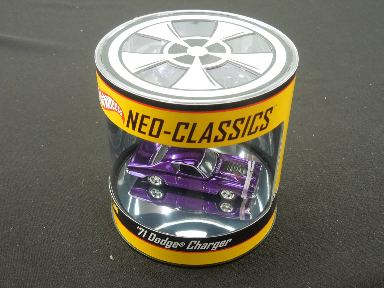 2003 Neo-Classics '71 Charger in Oil Can Package, 1 of 3000: 2003 Neo-Classics '71 Charger in Oil Can Package, 1 of 3000