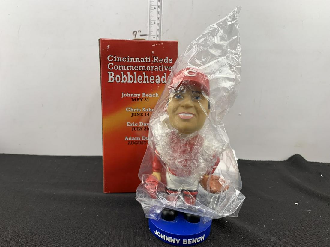 2002 Cincinnati Reds SGA Johnny Bench Bobblehead (1 of 4)