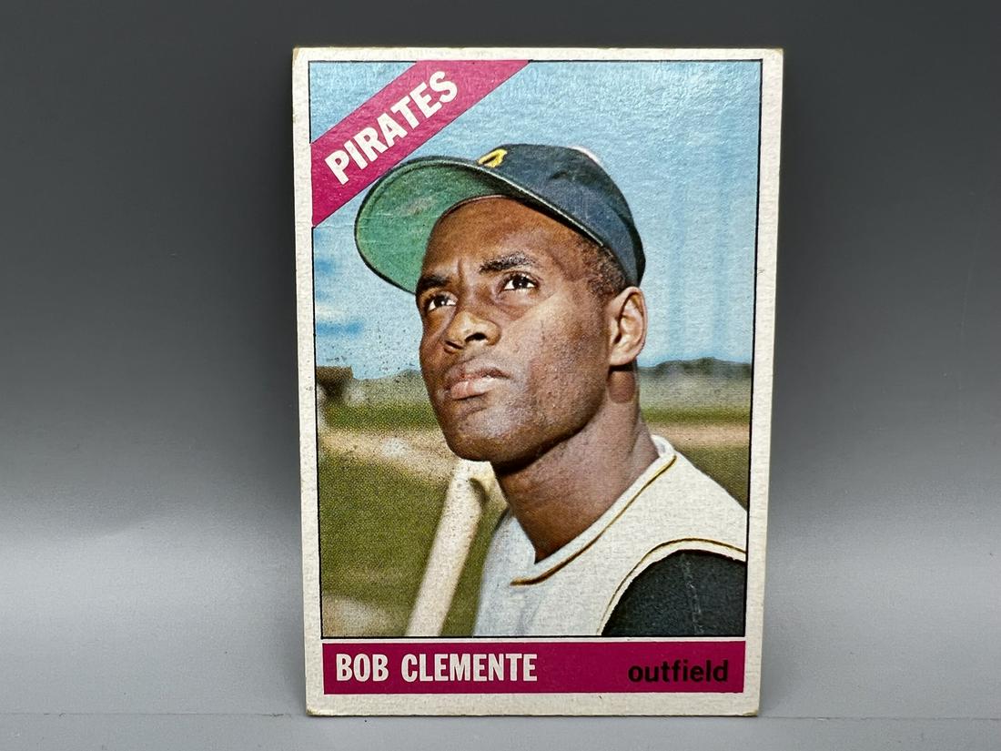 1966 Topps Roberto Clemente #300 (1 of 2)