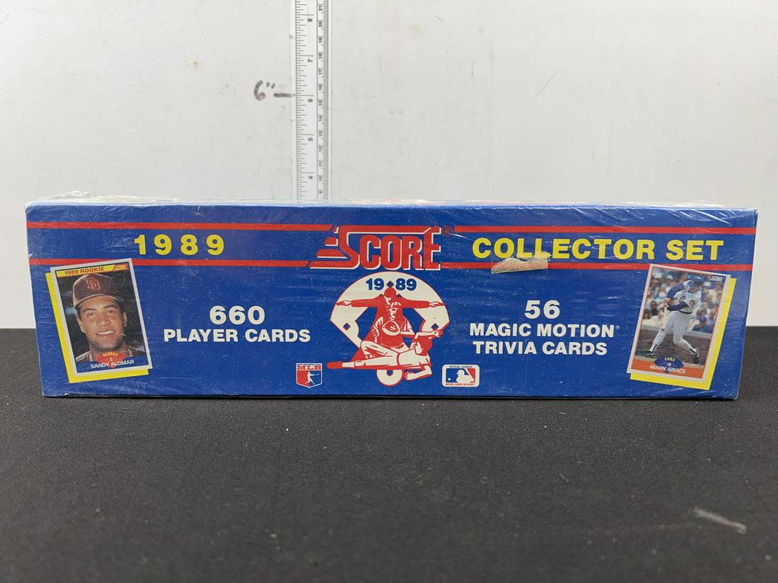 1989 Score Baseball Complete Sealed Factory Set - Craig Biggio, John Smoltz, Randy Johnson RCs: 1989 Score Baseball Complete Sealed Factory Set - Craig Biggio, John Smoltz, Randy Johnson RCs