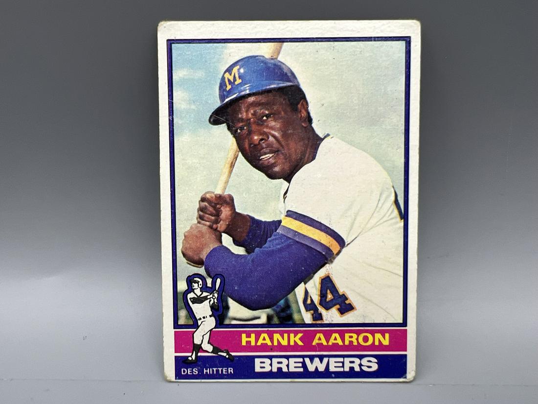 1976 Topps Hank Aaron #550 (1 of 2)