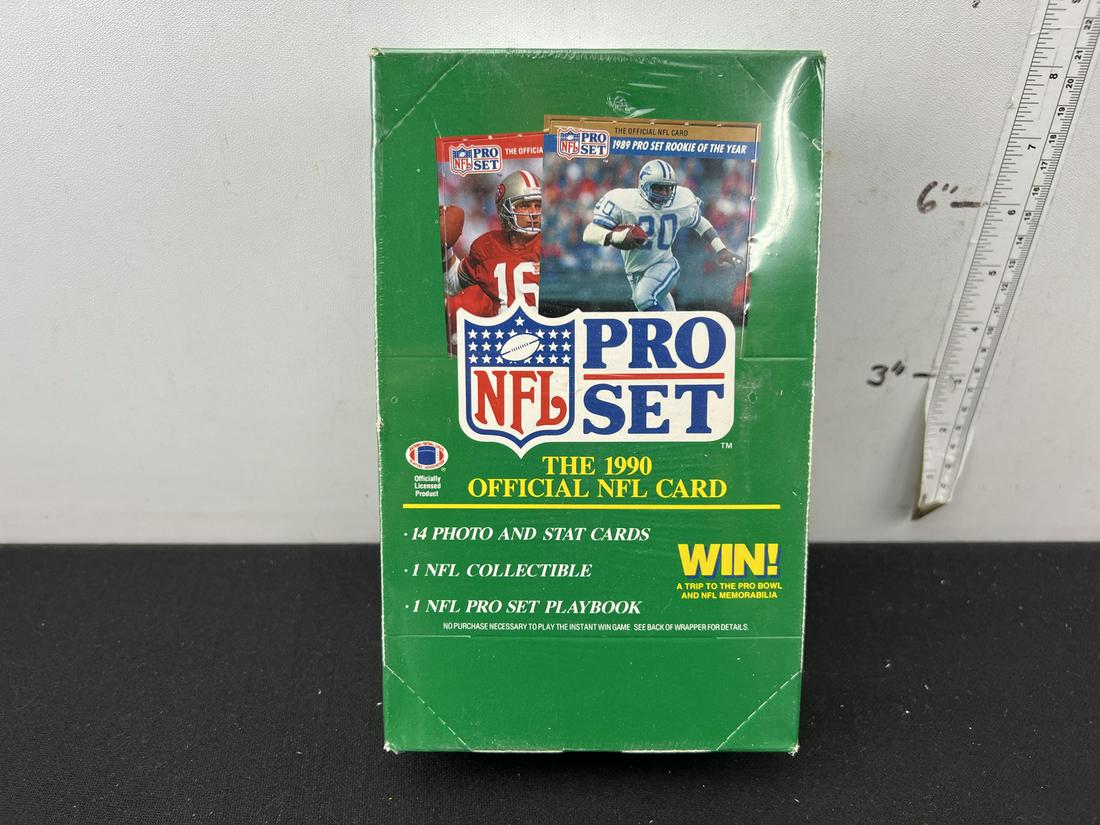 1990 Pro Set Football Complete Box (1 of 2)