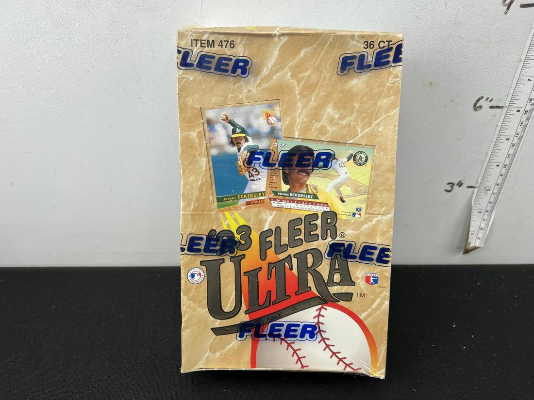 1993 Fleer Ultra Baseball Sealed Box (1 of 2)
