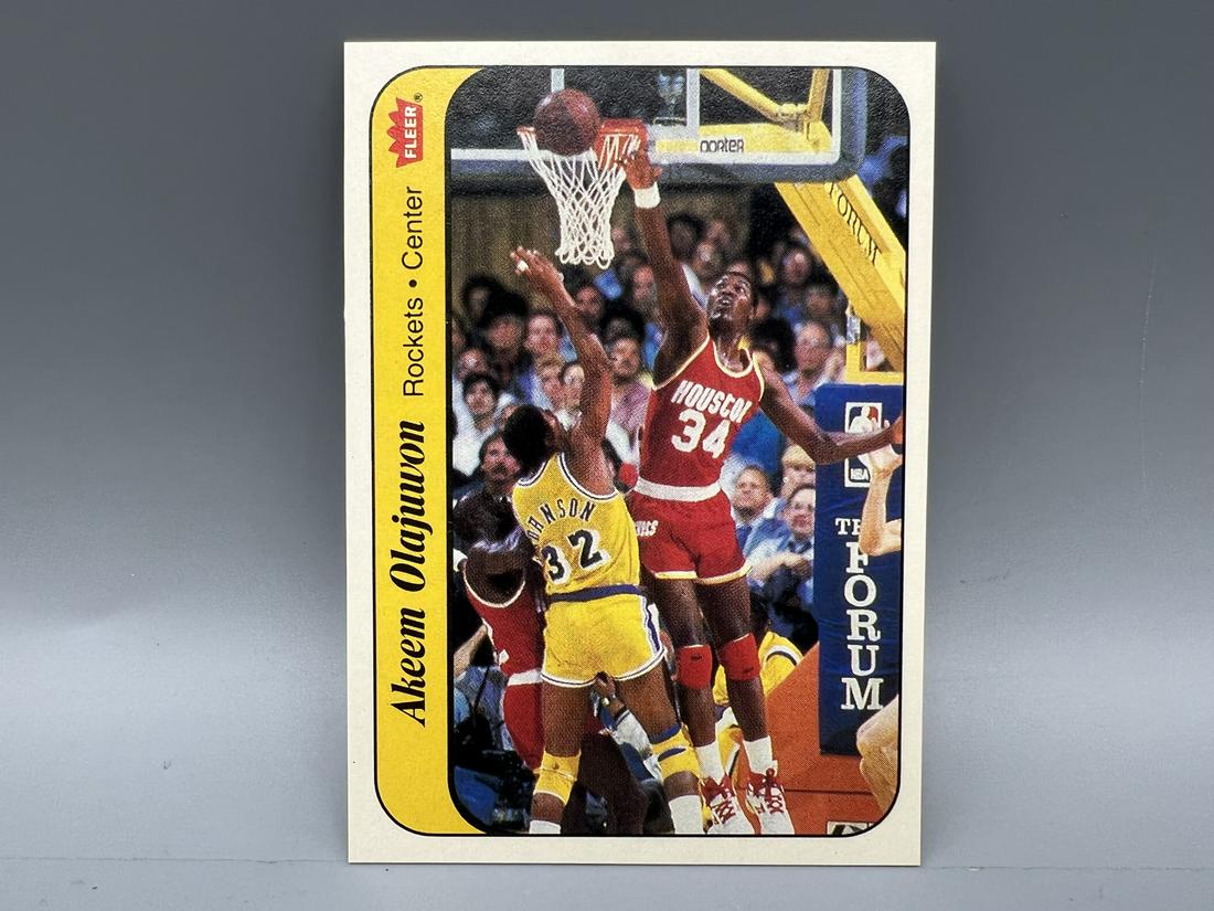 1986 Fleer Hakeem Olajuwon Sticker RC #9 (1 of 2)
