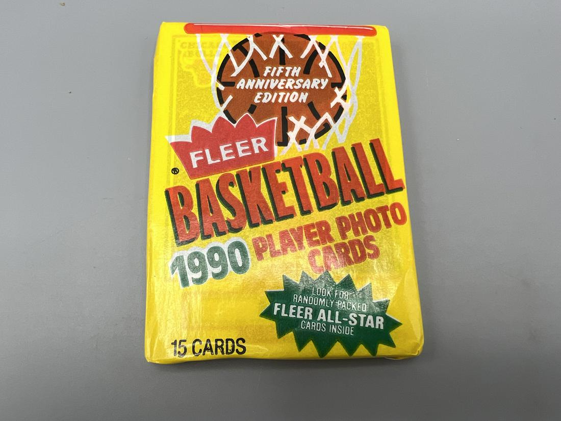 1990 Fleer Basketball Sealed Wax Pack (1 of 2)