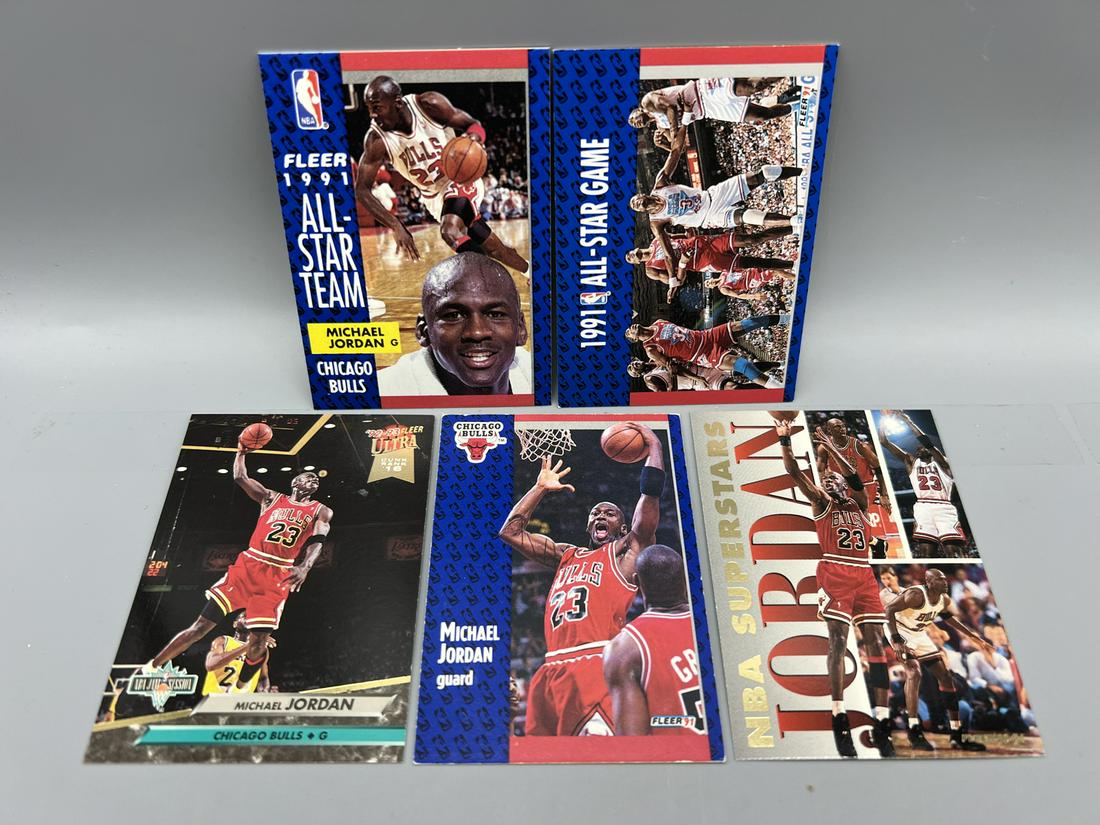 Lot of (5) Assorted Fleer Michael Jordan Basketball Cards  - NBA Superstars Insert (1 of 2)