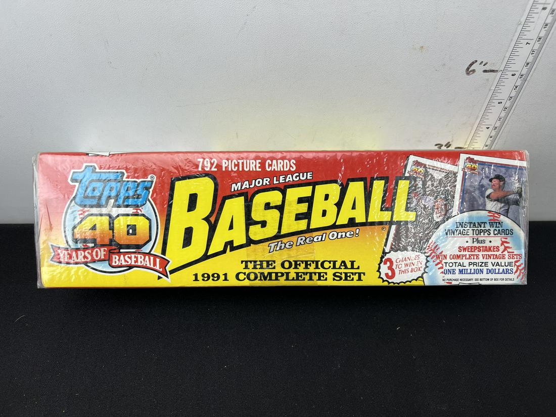 1991 Topps Baseball Complete Sealed Set - Chipper Jones RC (1 of 2)