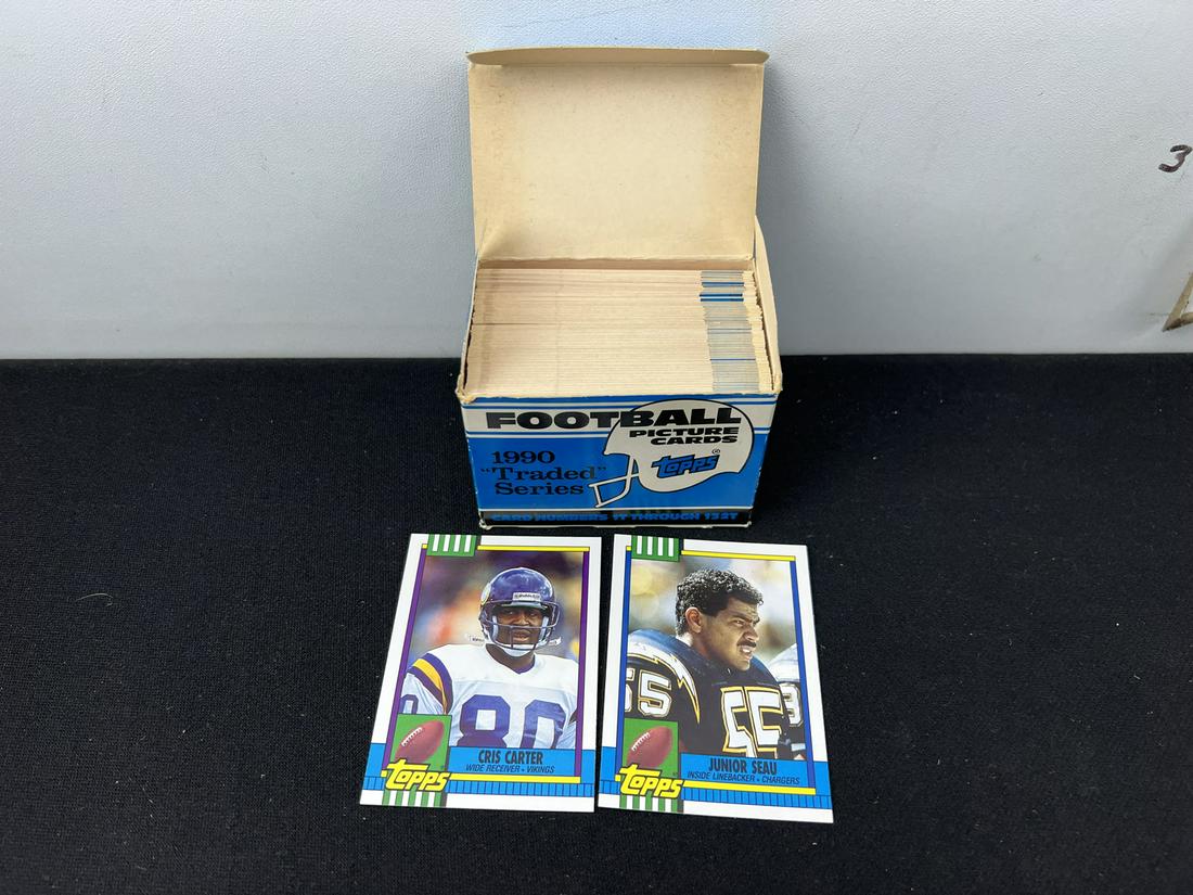 1990 Topps Traded Football Set - Missing Emmitt Smith RC: 1990 Topps Traded Football Set - Missing Emmitt Smith RC