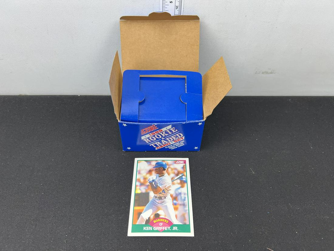 1989 Score Rookie & Traded Baseball Set - Ken Griffey Jr. RC (1 of 3)