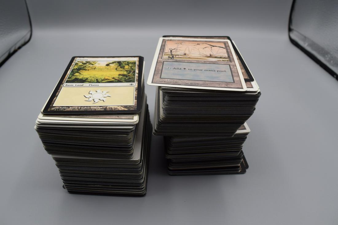 Magic The Gathering MTG Basic Land Mixed Lot (1 of 4)