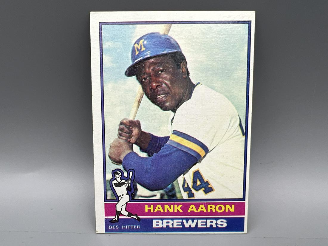 1976 Topps Hank Aaron #550 (1 of 2)