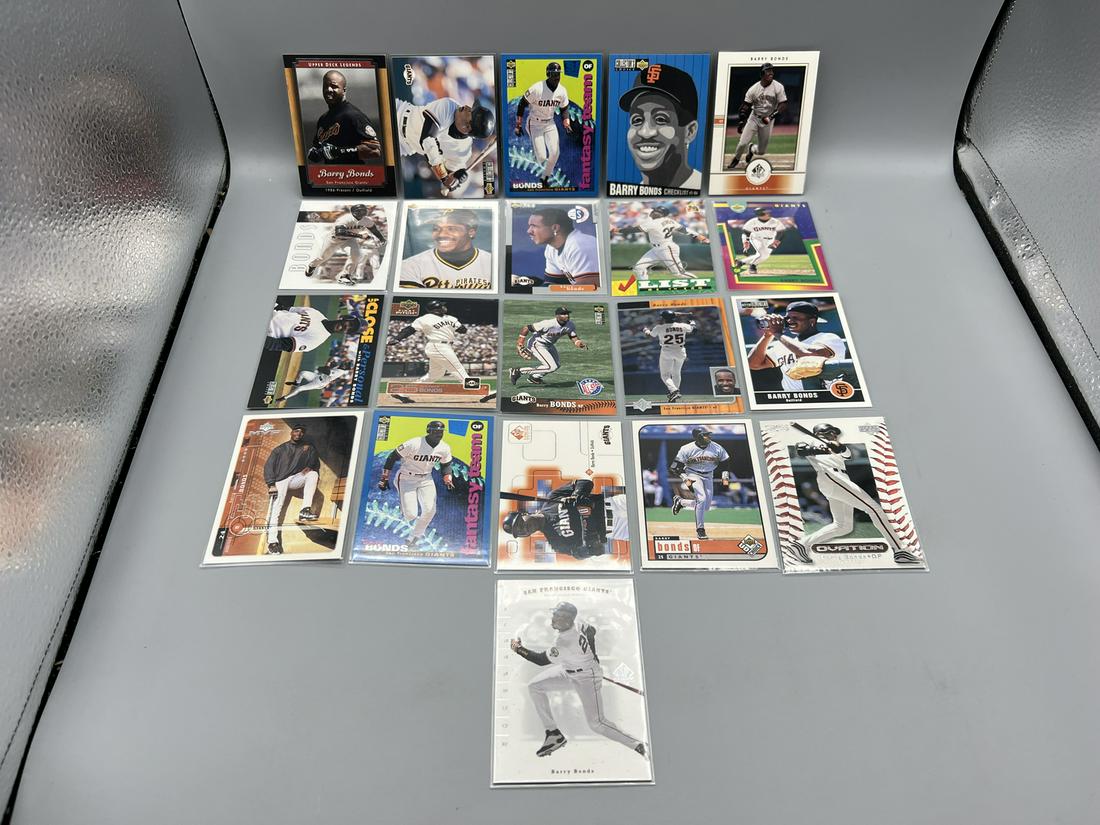 Lot of (21) Assorted Barry Bonds Baseball Cards - Varying Conditions (1 of 7)