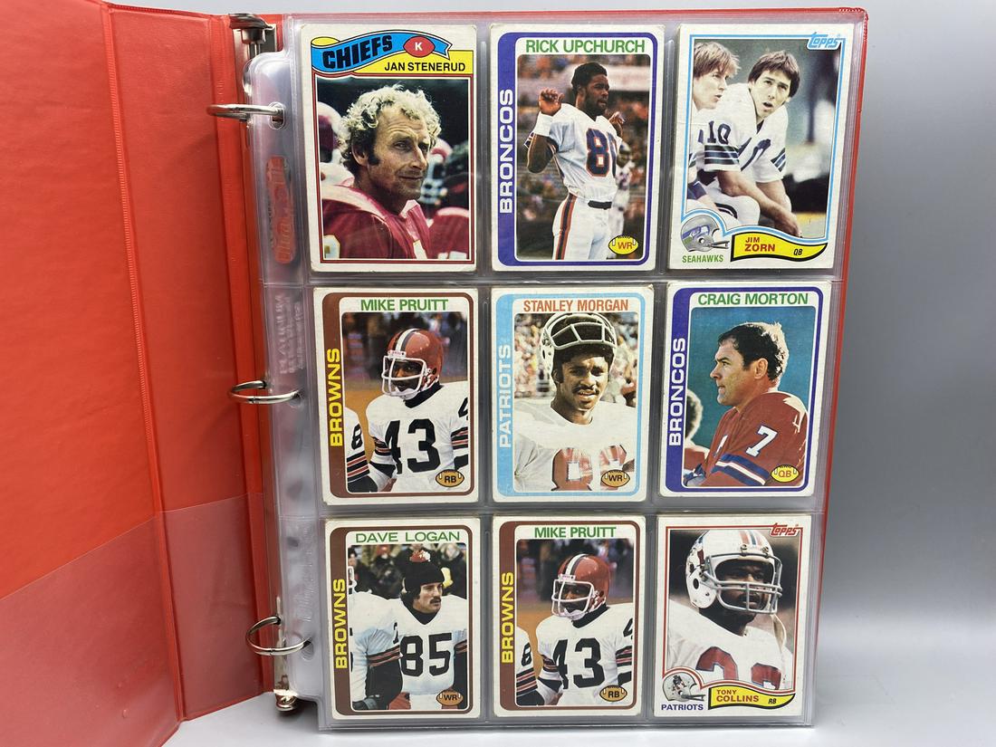 Binder Full Of Assorted Vintage Football Cards W/ Many Stars - Jan Stenerud, Archie Manning, Dwight: Binder Full Of Assorted Vintage Football Cards W/ Many Stars - Jan Stenerud, Archie Manning, Dwight Clark, Kellen Winslow - Varying Conditions