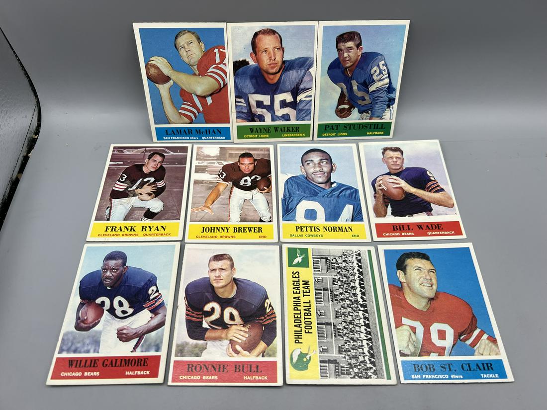 Lot of (11) Assorted 1964 Philadelphia Football Cards - Varying Conditions - Bob St. Clair & Willie (1 of 2)