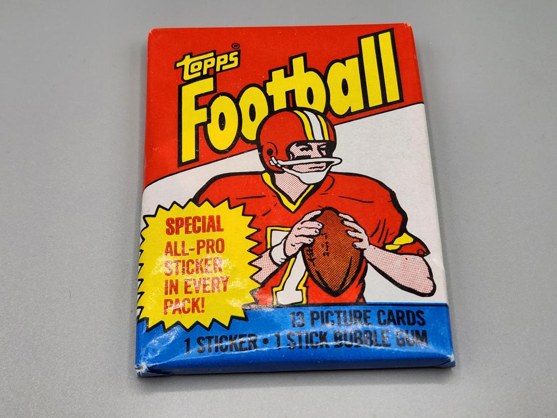 1983 Topps Football Wax Pack - Possible Rookies of Marcus Allen, Mike Singletary: 1983 Topps Football Wax Pack - Possible Rookies of Marcus Allen, Mike Singletary